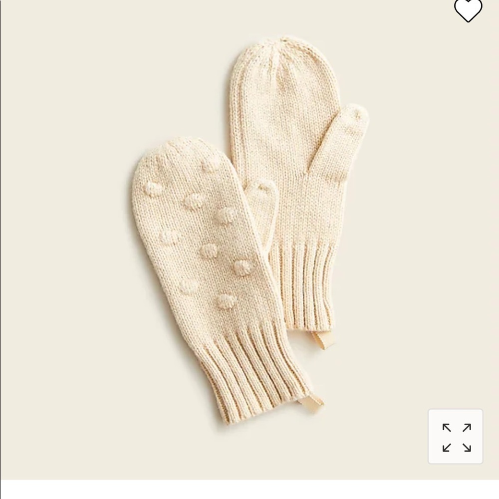 Girls' knit mittens‎ with baubles Oatmeal
Item BC925 J crew Crewcuts